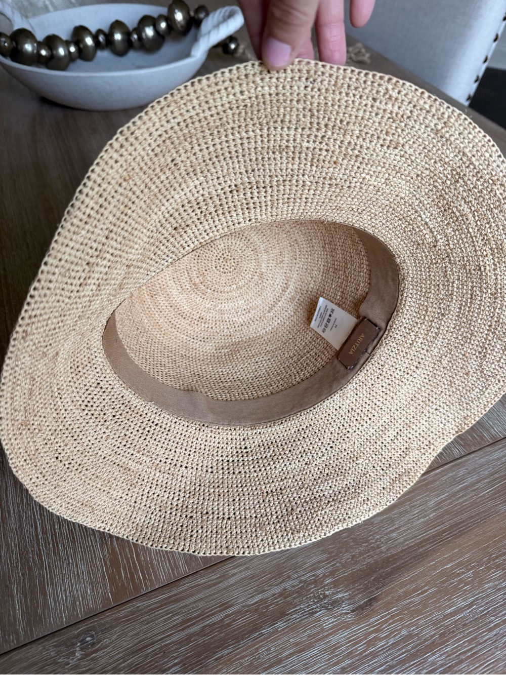 NWOT Aritzia, packable handmade sunbeam rafia short-brim straw hat, Medium - Picture 6 of 9